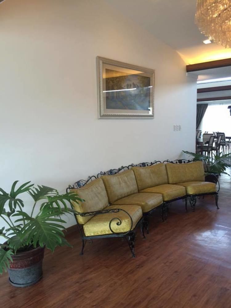 Vista Real Hotel Tagaytay City Eksteriør billede